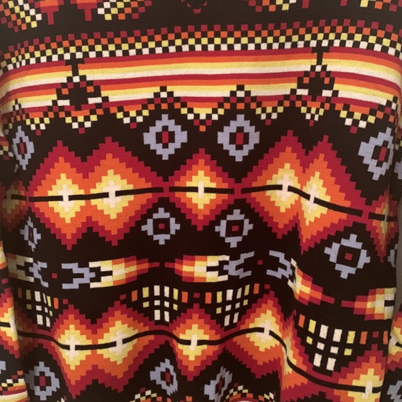 Karmaloop Sovereign Code Mens XL Black-Red-Orange-Yellow-Blue V-neck Sweater - Picture 2 of 4